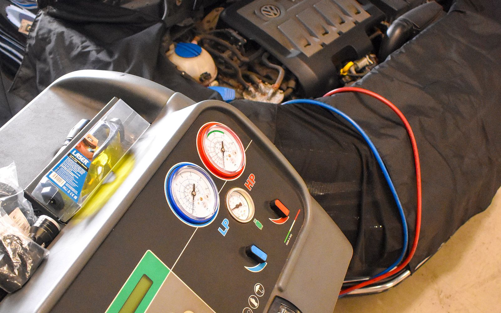 VW Car Air Conditioning Services in Swindon