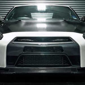 Additional Carbon Fibre Air Scoop and Modified Crash Bar for Nissan GTR35