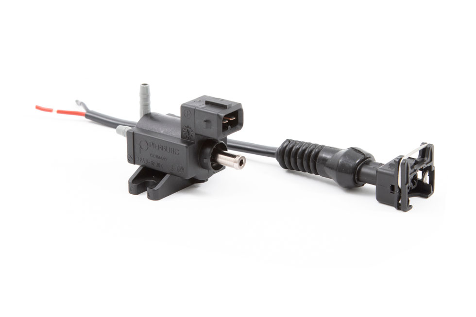 Pierburg Solenoid Wiring Connector - Image 2