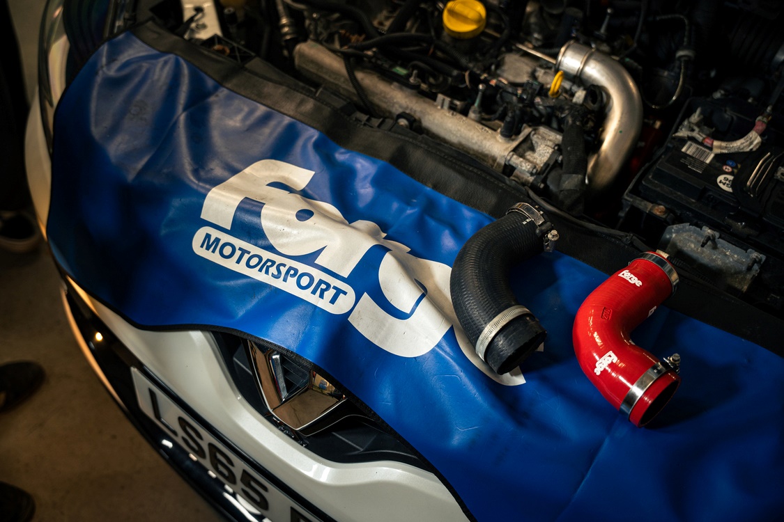Silicone Boost Hose Kit for Renault Megane III.RS - Image 4